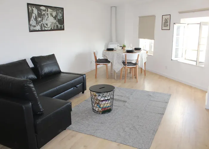 Hugo's Panoramic Duplex * Lisboa