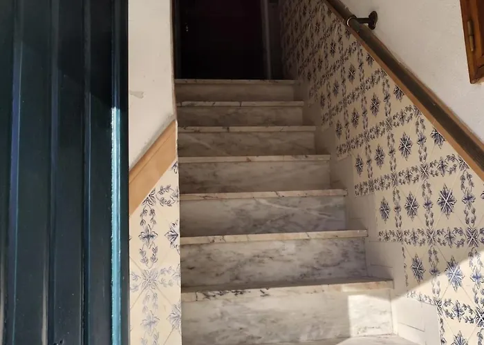 Hugo's Panoramic Duplex Apartment Lissabon