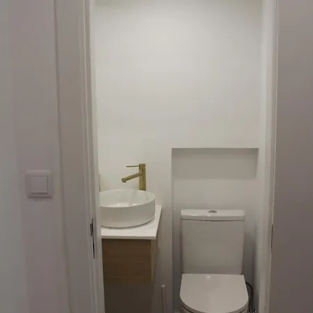 Hugo's Panoramic Duplex Apartment Lissabon