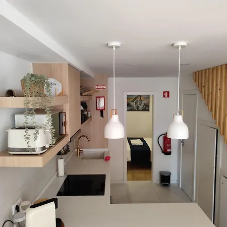 Hugo's Panoramic Duplex * Lisbona