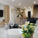 Hugo's Panoramic Duplex *