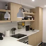 Hugo's Panoramic Duplex דירה ליסבון